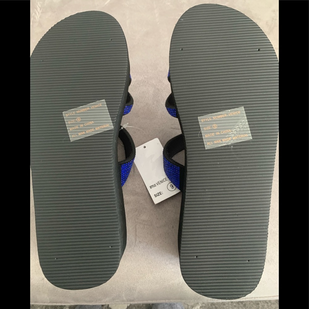 NWT Blue Rhinestone Platform Sandals size 9 - Picture 6 of 7